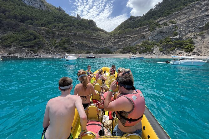1 Hour of Adrenaline and Speedboat adventure in Alcúdia - A 15 to 20 minute swim in a quiet cove
