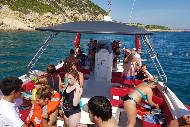 2-Hour Speedboat Experience from Salou - Meeting at Passeig de Miramar, 3B