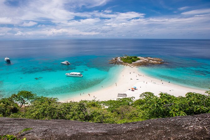 3-Island Speedboat Tour: Racha Noi, Racha Yai & Maiton - What the speedboat day feels like