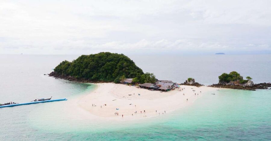 3 Khai Trip Khai Nok , Khai Nai , Khai Nui By speedboat - What the 3 Khai Islands trip is really about