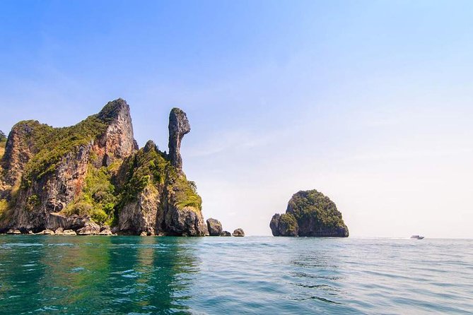 4 Islands By Speed Boat from Krabi - Poda Island is the main beach break