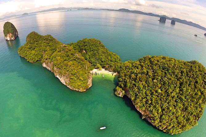 4 Islands + Koh Hong Private Tour by Speedboat, 2 Tours in 1 Day - What the private boat and crew add