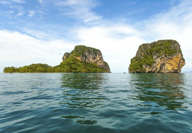 4 Islands Sunset + Plankton, Semi-Private Tour only 12 Guests - Tup Island brings shallow water and open views