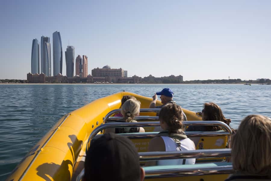 Abu Dhabi: 60-Minute Corniche Speed Boat Sightseeing Tour - Qasr Al Watan and Emirates Palace from offshore