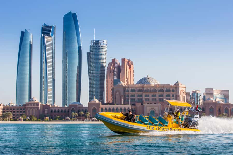 Abu Dhabi: Guided Speedboat Sightseeing Tour - Qasr Al Watan and the Presidential Palace views