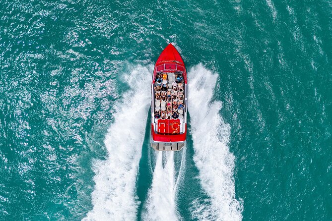 Airlie Beach Jet Boat Thrill Ride - How intense are the spins and power stops?