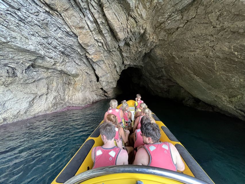 Alcudia: Speedboat Tour of Northern Mallorca & Hotel Pickup - What this Alcudia speedboat trip is really like