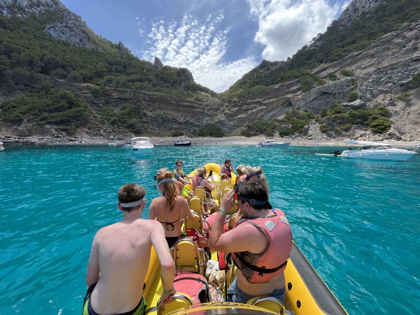 Alcudia: Speedboat Tour of Northern Mallorca & Hotel Pickup - Guides, safety, and the overall feel