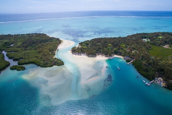 All inclusive SPEEDBOAT FULL DAY to ILE AUX CERF & GRSE WATERFALL - GRSE Waterfall adds wildlife and a short adventure