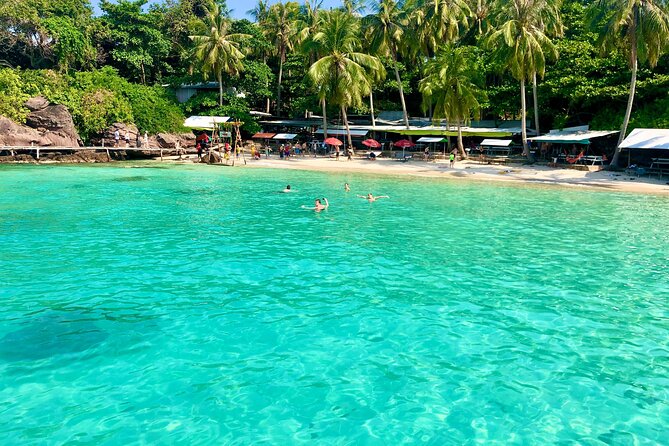 Amazing private snorkeling tour in An Thoi islands by speed boat - Hon Thom and the second snorkeling stop