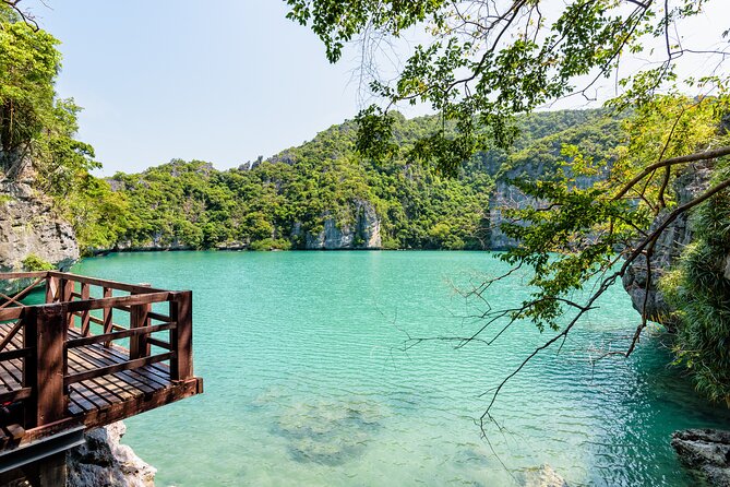 Ang Thong Marine Park Full-Day Speedboat VIP Tour - Lunch on Koh Sam Sao