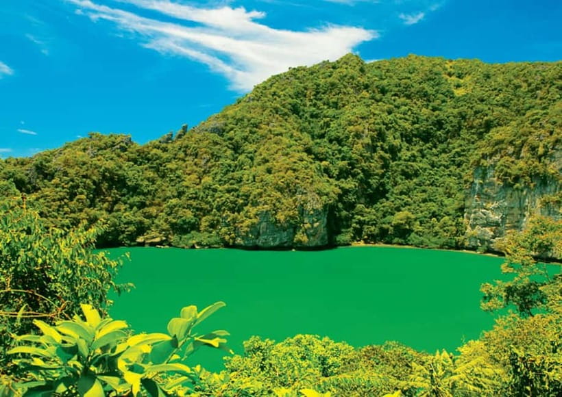 Angthong Marine Park: Speedboat Day Tour with Activities - 10:00 AM: Reaching the park and seeing the Emerald Lagoon