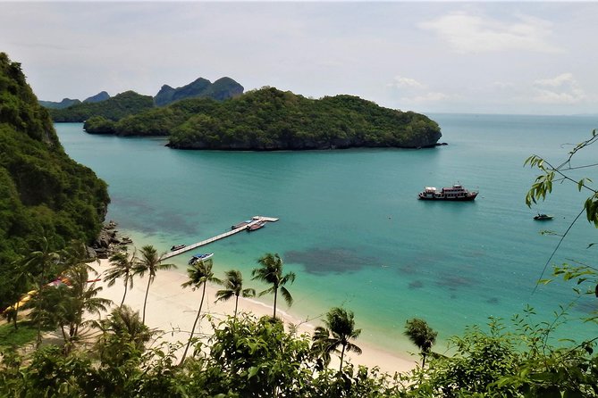 Angthong National Marine Park by Speed Boat from Koh Samui (Snorkeling&Kayaking) - Thai lunch on the beach