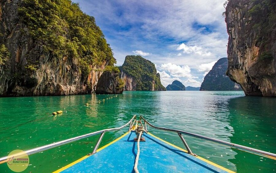 Ao Nang: Hong Islands Tour by Speedboat or Longtail Boat - The 360-degree viewpoint is worth the climb