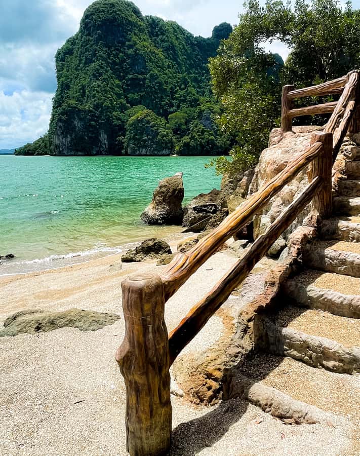 Ao Nang: James Bond & Hong Islands w/Canoeing by Speed Boat - Khao Maju and Khao Khien by boat