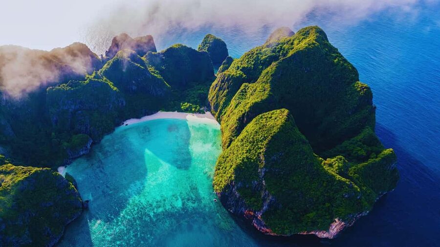 Ao Nang: Phi Phi Islands Speedboat or Catamaran Tour One day - Pileh Lagoon and Viking Cave