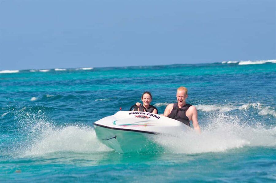Bávaro: Speed Boat and Snorkeling Trip - Meeting at Cabeza de Toro