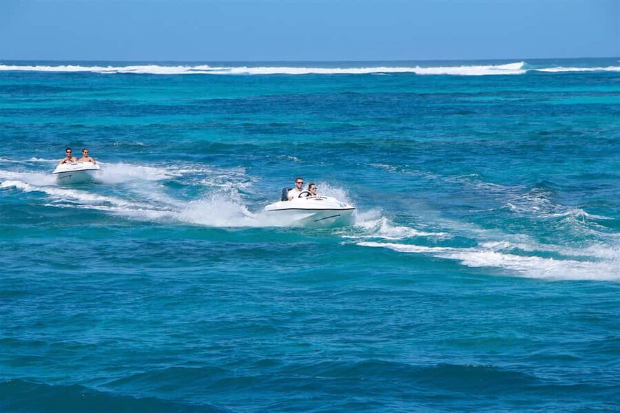 Bávaro: Speed Boat and Snorkeling Trip - Group size, comfort, and safety