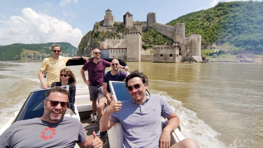 Belgrade: Golubac Fortress with Iron Gate Speed Boat Ride - Lunch beside the Danube