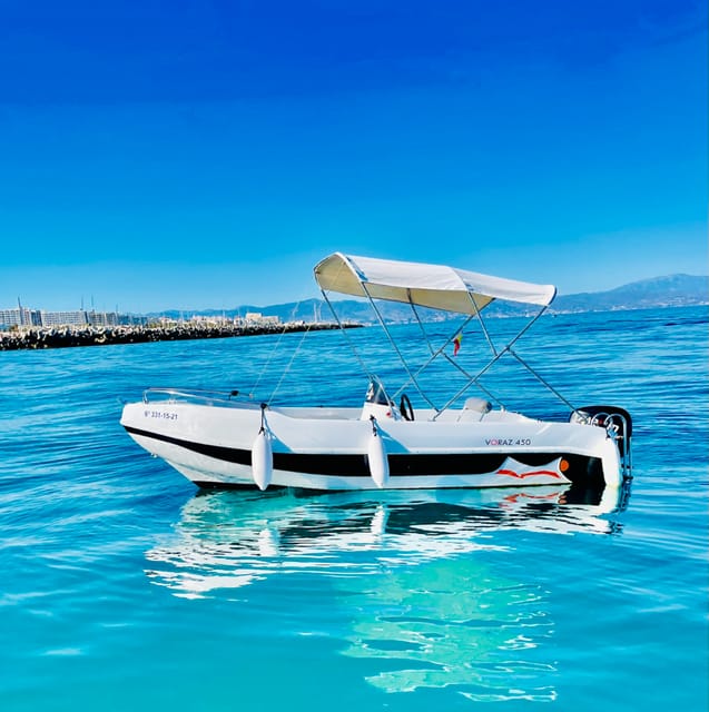 Benalmadena: 6-Seater Speedboat license-free Boat Rental - What this Benalmádena boat trip is really like