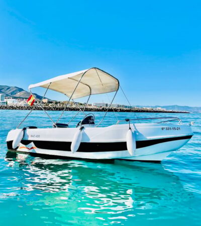 Benalmadena: 6-Seater Speedboat license-free Boat Rental