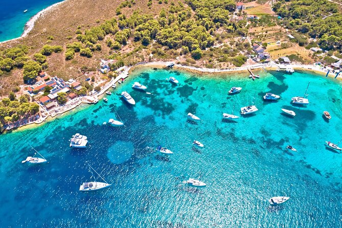 Blue and Green Cave Speedboat Excursion from Hvar Town - Speed, weather, and comfort on the boat