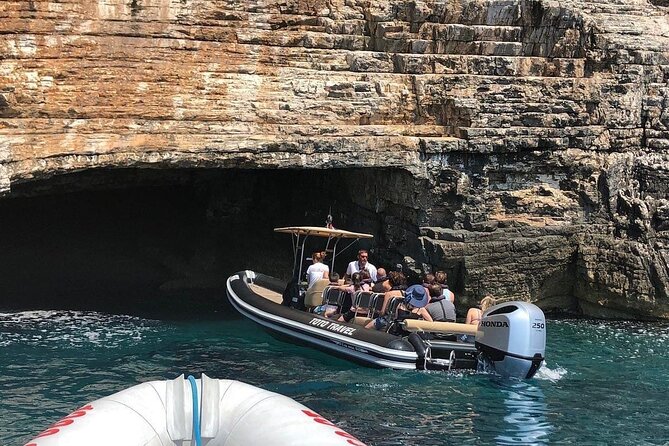 Blue Cave & 6 Islands Speedboat Tour From Split or Podstrana - Pakleni Islands and the Blue Lagoon view
