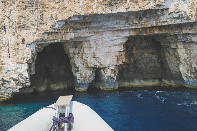 Blue Cave & 6 Islands Speedboat Tour From Split or Podstrana - The speedboat is the real make-or-break issue