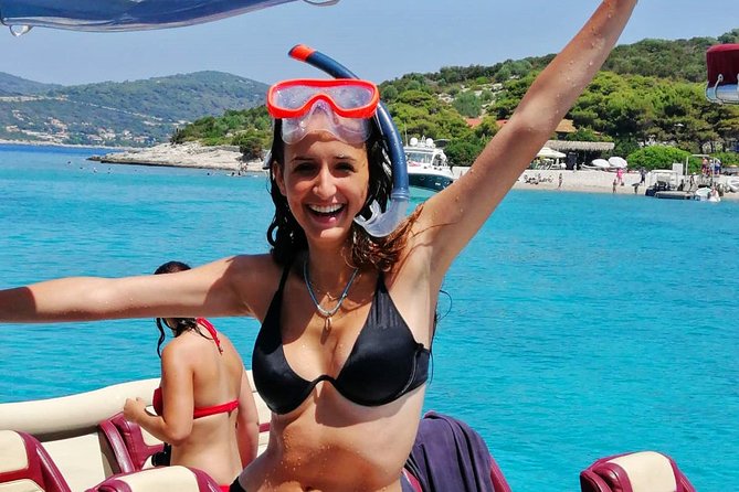 Blue cave and Hvar - 5 Islands speedboat tour from Split - What is included, and what is not