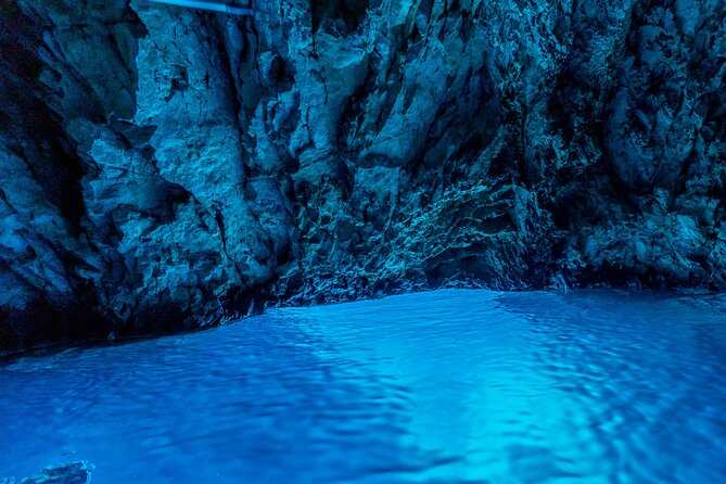 Blue Cave and Hvar 5 Islands speedboat tour | from Split&Trogir - What a full day on the Adriatic looks like