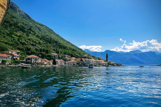 Blue Cave and Šunj Beach Speedboat Tour from Dubrovnik - Captain Robert and the human side of the trip