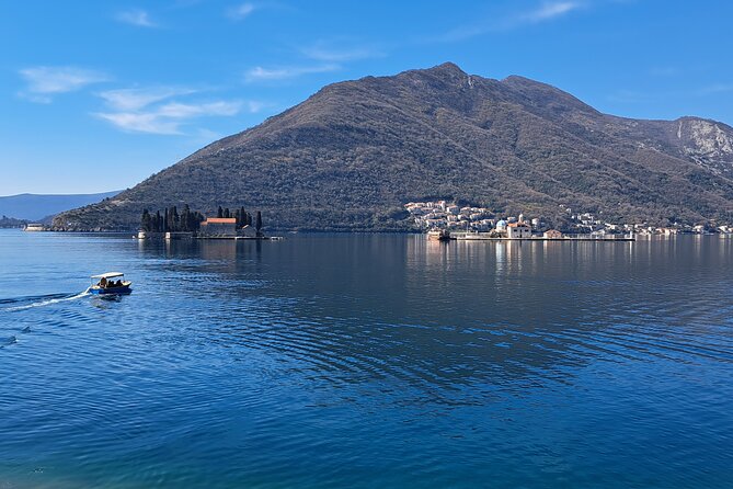 Blue Cave and Šunj Beach Speedboat Tour from Dubrovnik - Who should book this speedboat outing?