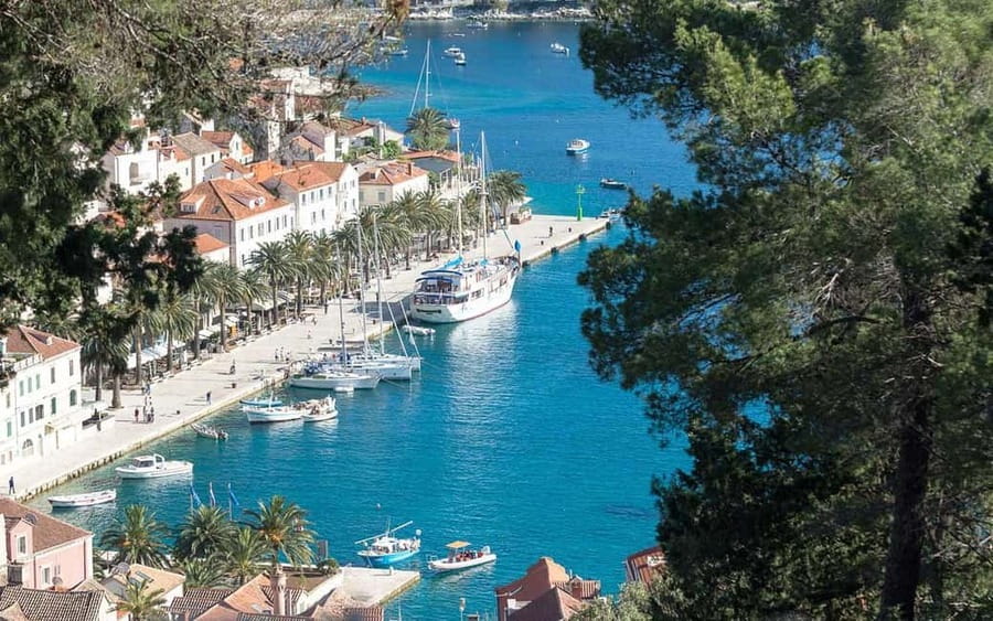 Blue Cave speedboat trip from Trogir - The Budikovac Blue Lagoon stop