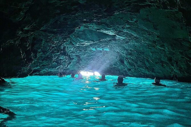 Blue cave tour with a speedboat-small group - What the speedboat changes