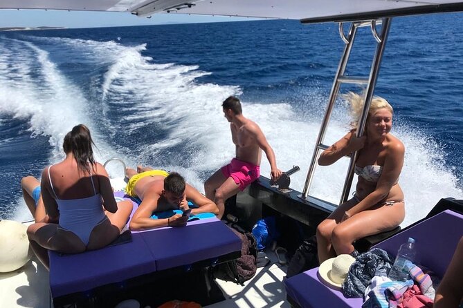 Blue cave tour with speed boat from town Hvar - The Green Cave is about light, not decoration