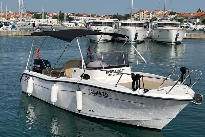 BLUE LAGON & 3 islands full day private speedboat tour - The 9 a.m. departure from Split