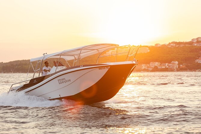 Blue Lagoon and 3 Islands Half Day Tour by Speed Boat - Trogir - What this Trogir speedboat trip is really about