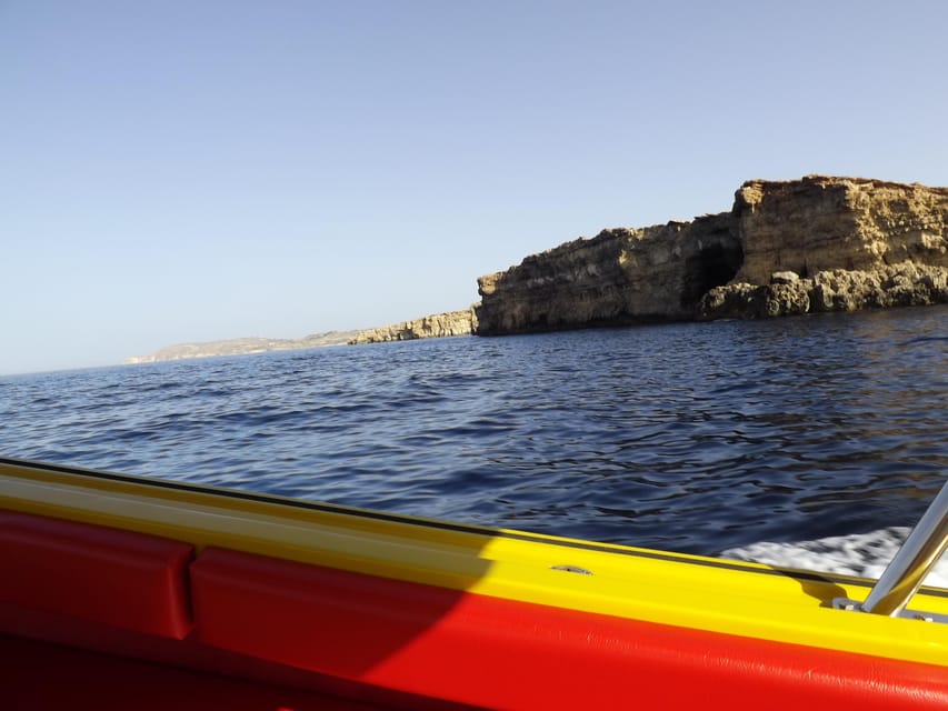 Blue Lagoon: Malta, Crystal Lagoon, Caves, Private Speedboat - The right kind of group for this trip