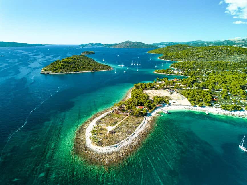 Blue Lagoon & Šolta Small-Group Boat Tour from Split - Maslinica brings a quieter island pause