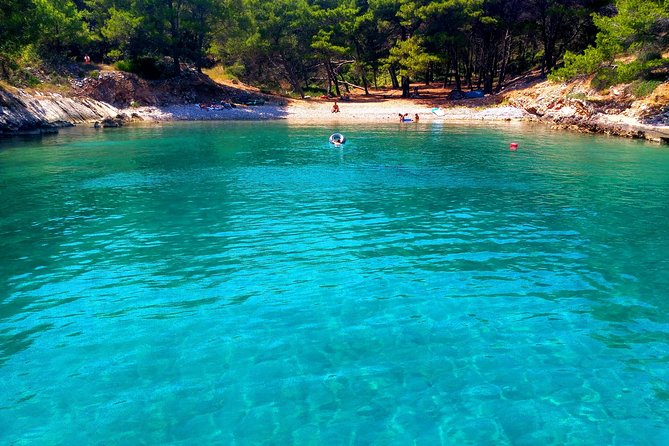 Blue Lagoon & three islands: 5 hours half day relax tour - Maslinica on Šolta is the best land break