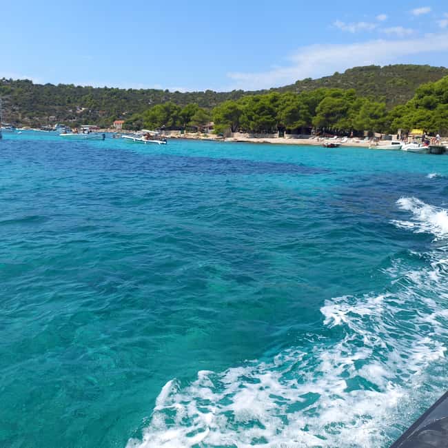 Blue lagoon with a speed boat water and towels included - The return ride and what the schedule feels like