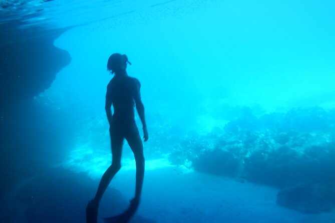 Blue Room and Beach Tour Curacao by Speedboat - The coastal ride past Curacao’s beaches