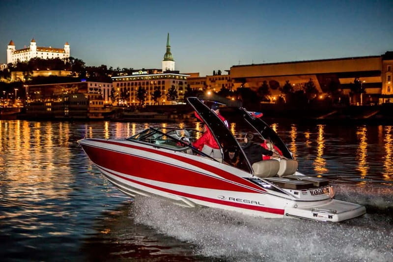Bratislava by a Private Speedboat - What this Bratislava boat ride is really like