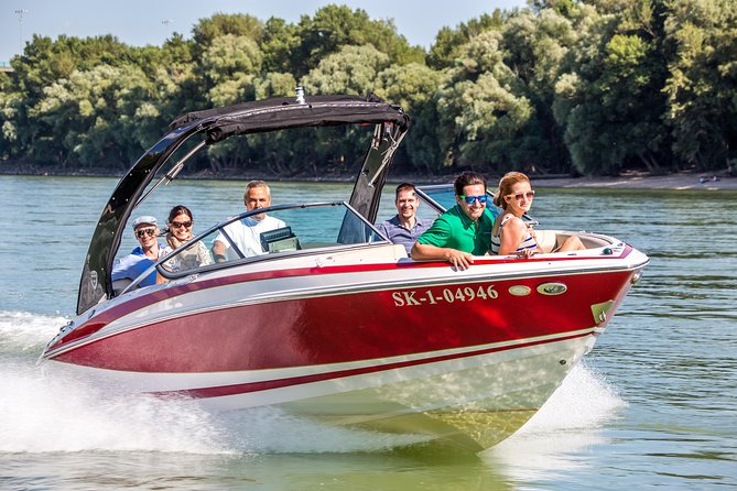 Bratislava by speedboat 1 Hour - The Danube gives Bratislava a new point of view