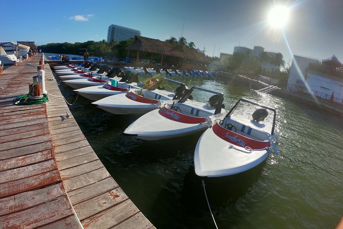 Breathtaking experience driving a speedboat in Cancun with Snorkeling included - Starting at the Nichupte Lagoon marina