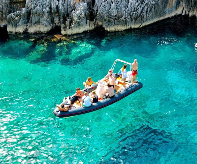 Bristan Bay Speedboat Tour Vlore - Dafina Bay and Dafina Cave
