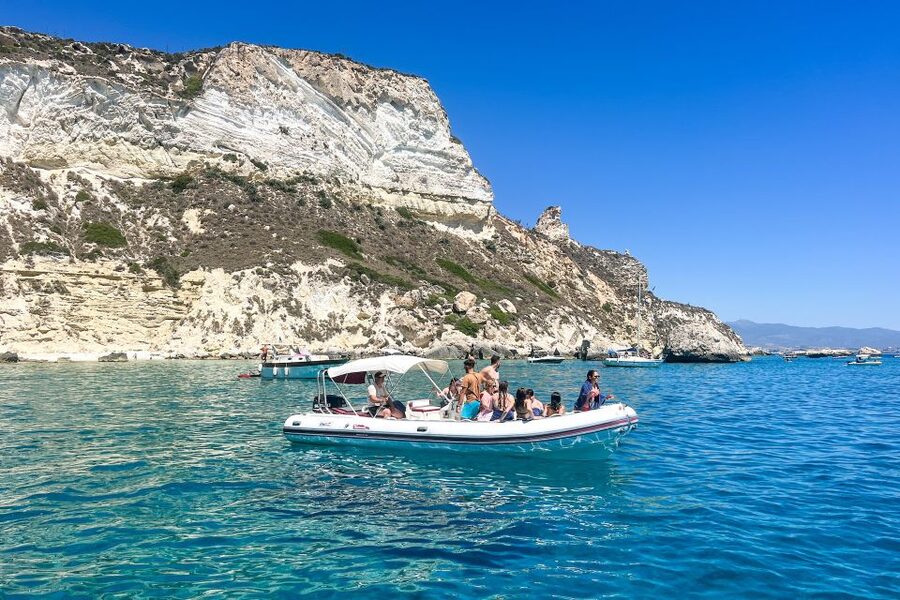 Cagliari: Zodiac Boat Tour, 3-4 SwimStops, Wine & Snorkeling - Cala Fighera: limestone, photos, and clear water