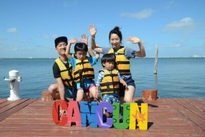 Cancun speedboat and snorkel tour: shared speedboat