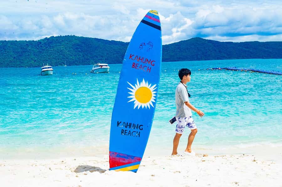 Chalong: Kahung Beach Day Trip by Speedboat & Lunch - 9:30 AM speedboat ride to Coral Island