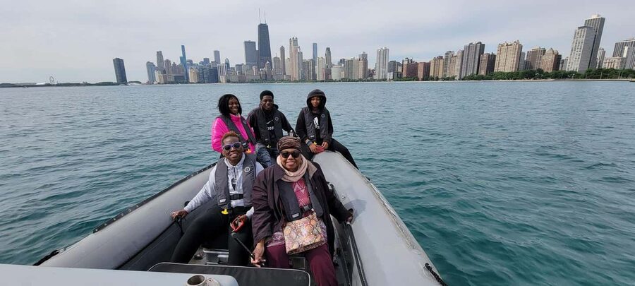 Chicago: Lake and River Tour on a RIB Boat - Entering the Chicago River through the locks